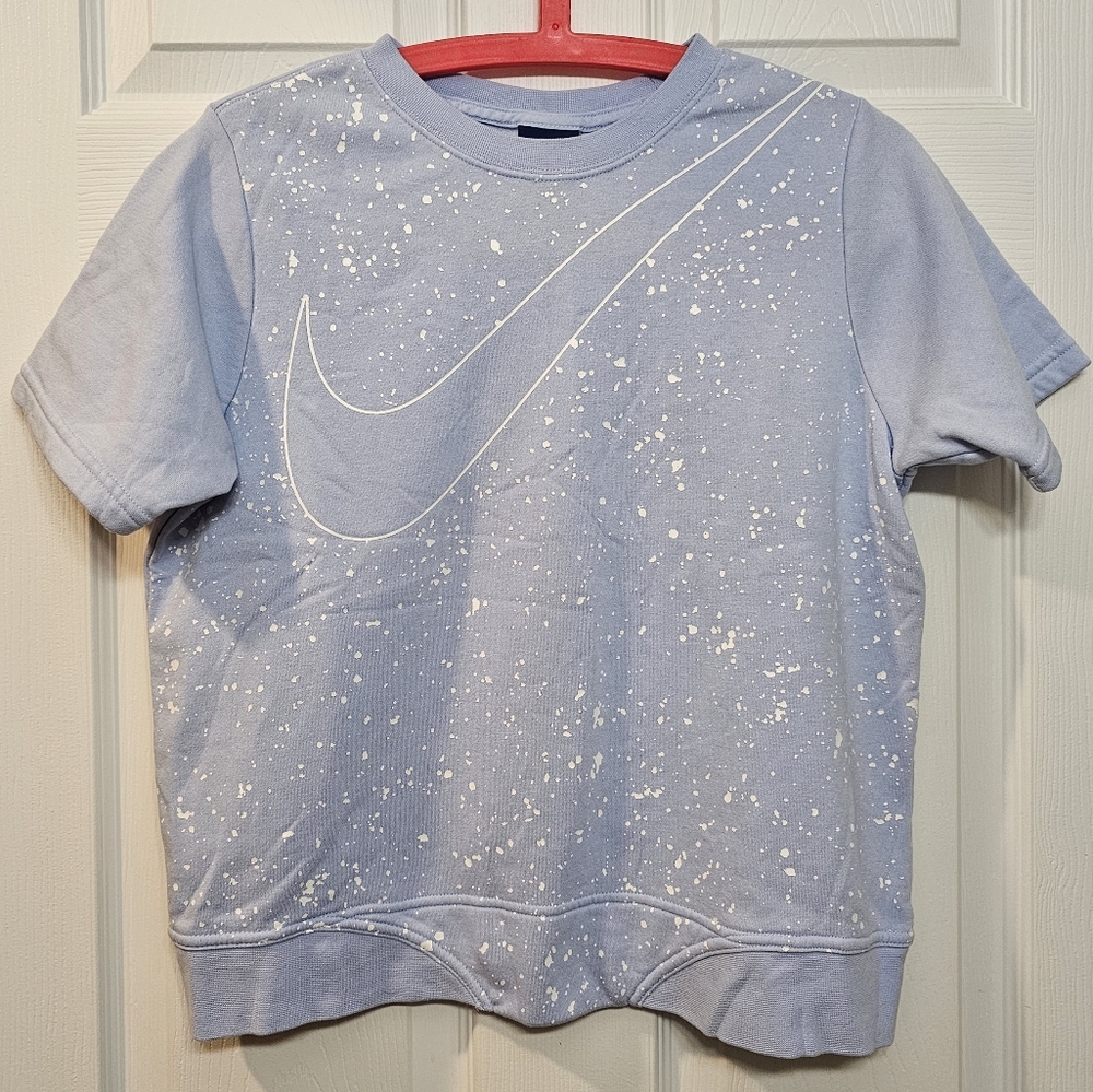 Nike Light Blue Boxy Fit Graphic Short Sleeved Sweatshirt Girls Youth Size XL